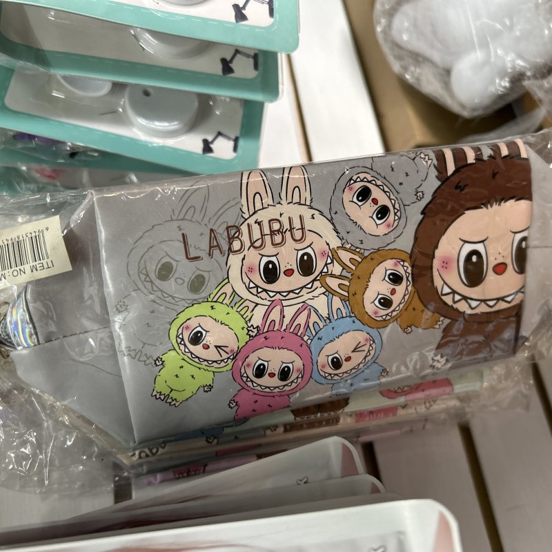 LAPICERA LABUBU PLASTICO
